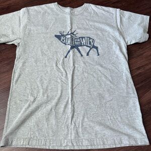 Yeti Gray Graphic Tee Built for the Wild Large Moose